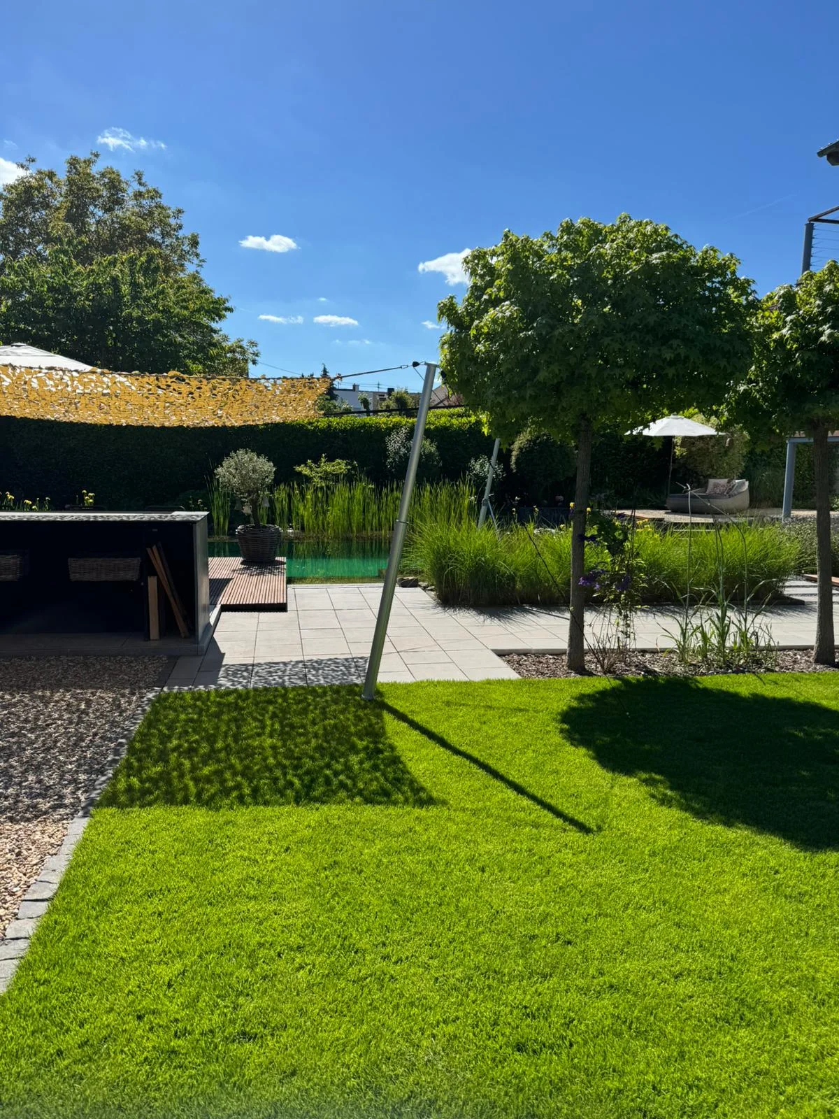 Terrasse am Naturpool